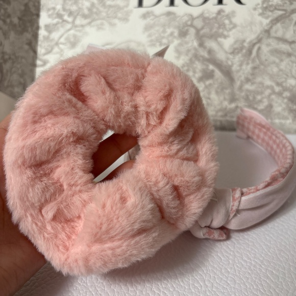 Dior Pink Ribbon Headband and Scrunchie set display picture 1
